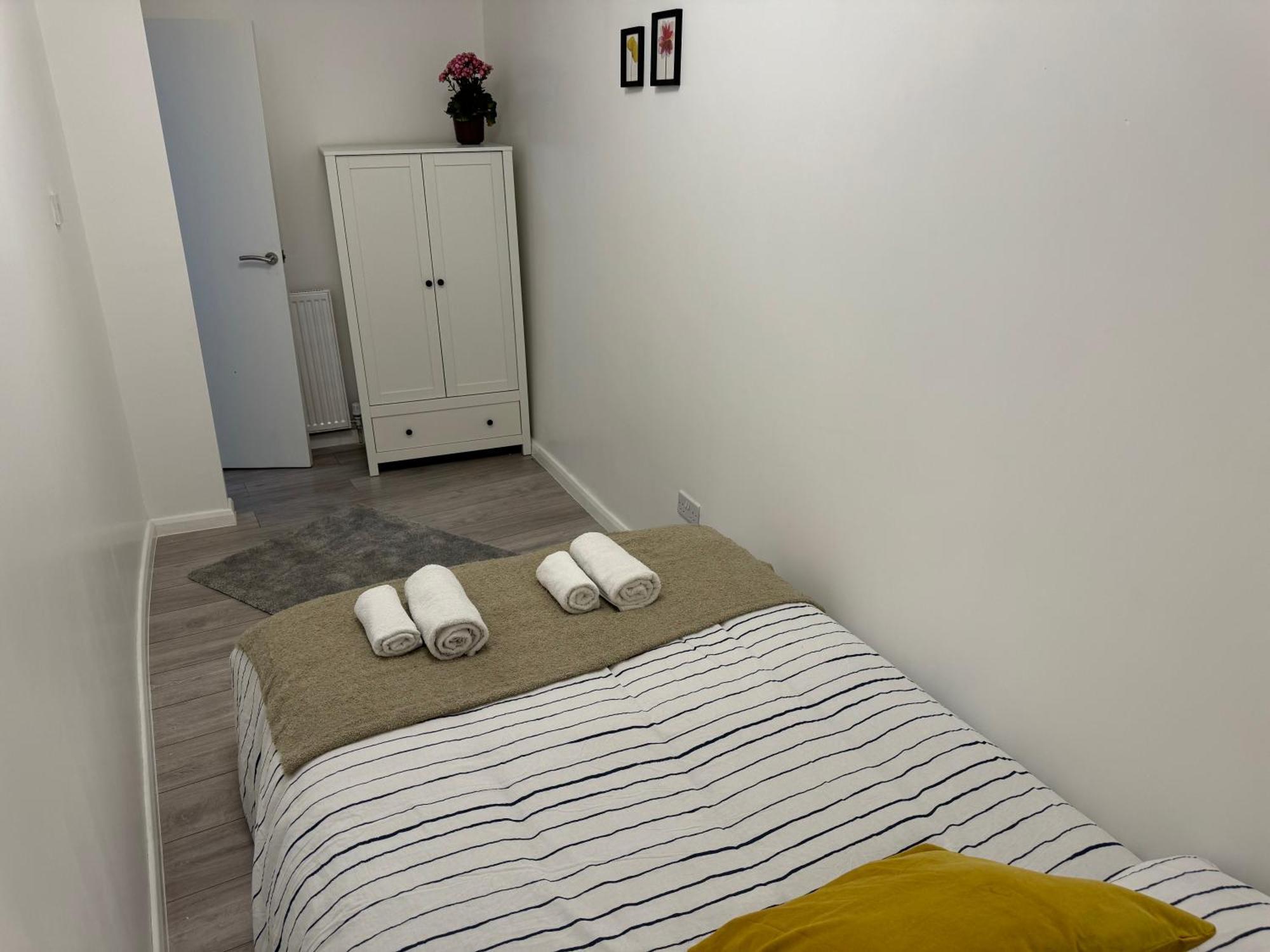 Appartement Seven Sisters Hideaway à Londres Extérieur photo